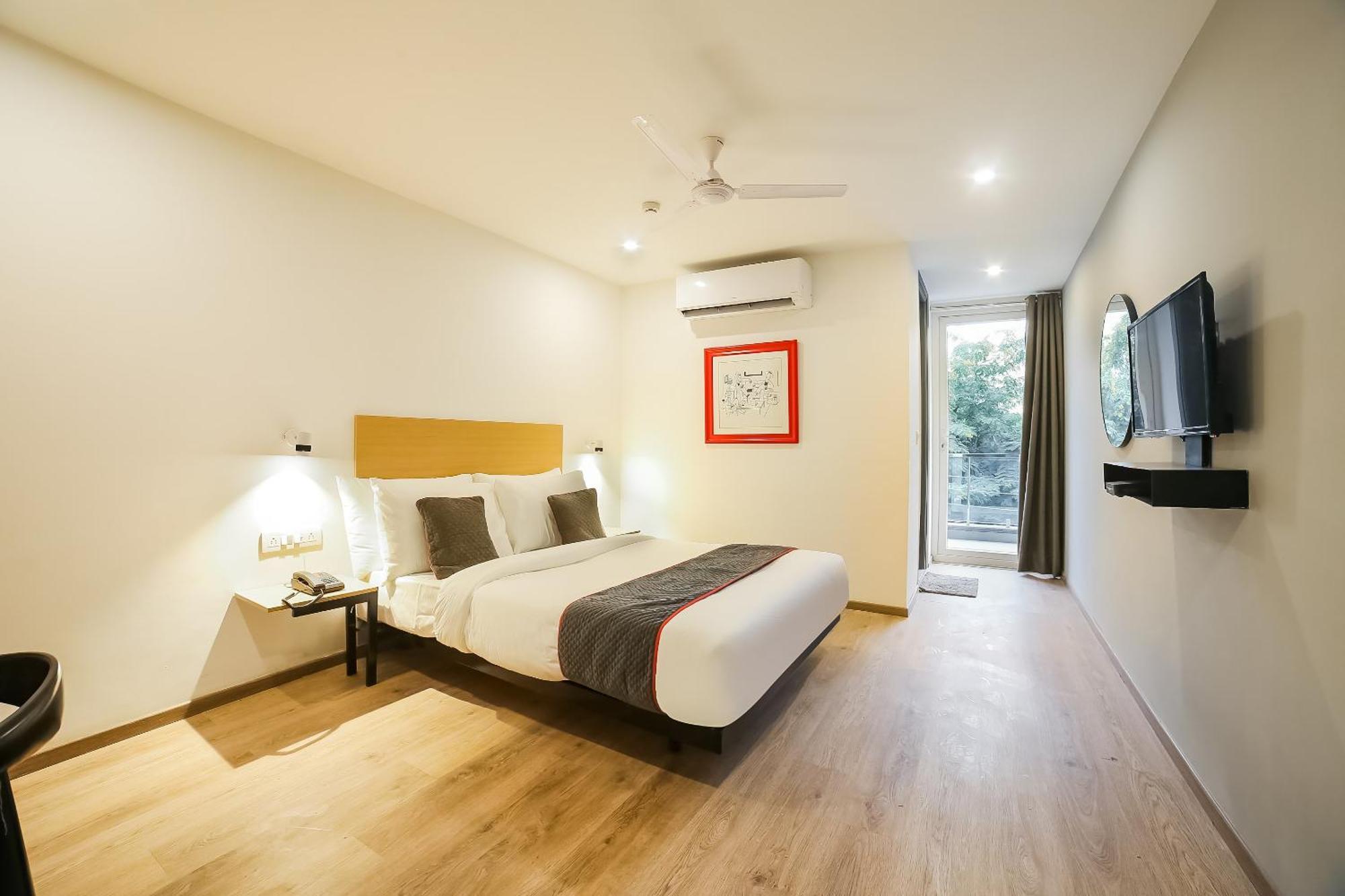 Super Townhouse Near Appu Ghar Hotel Gurgaon Ngoại thất bức ảnh