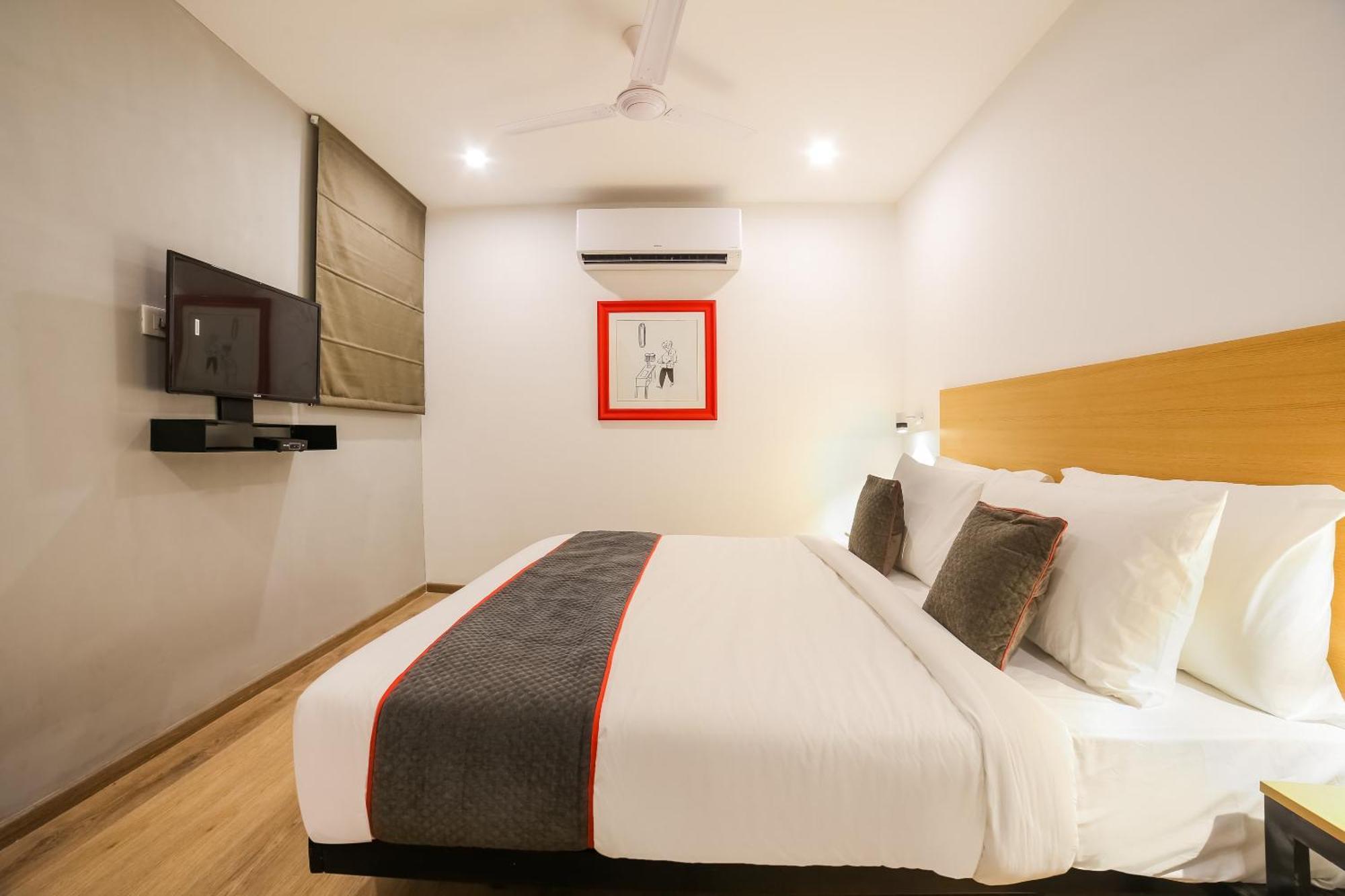 Super Townhouse Near Appu Ghar Hotel Gurgaon Ngoại thất bức ảnh