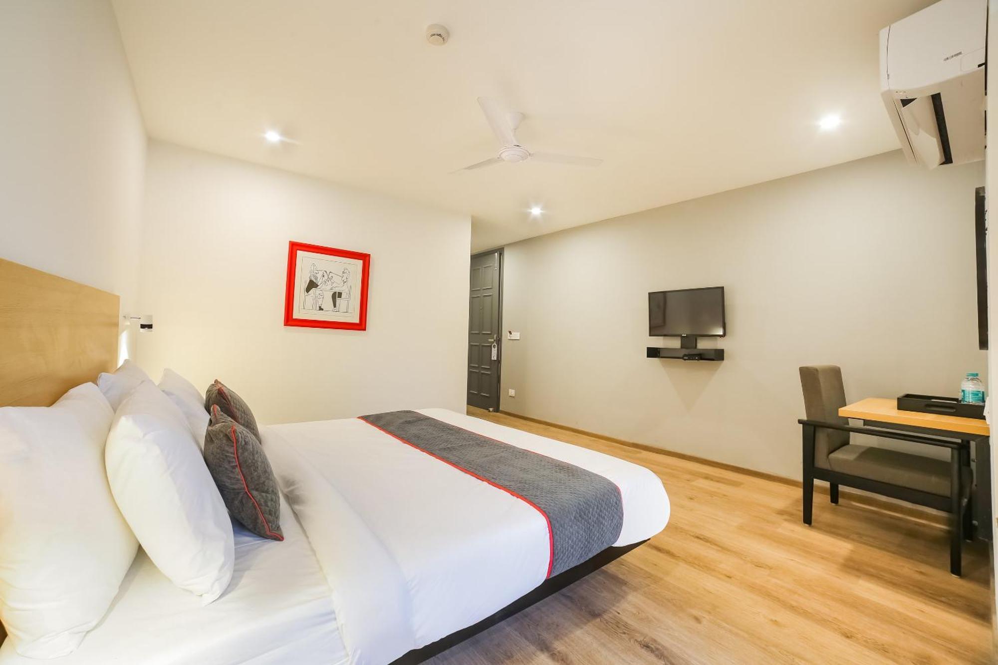 Super Townhouse Near Appu Ghar Hotel Gurgaon Ngoại thất bức ảnh
