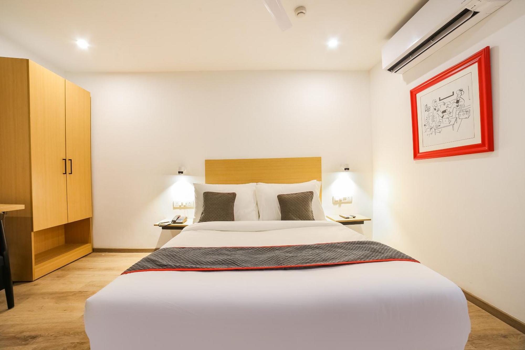Super Townhouse Near Appu Ghar Hotel Gurgaon Ngoại thất bức ảnh
