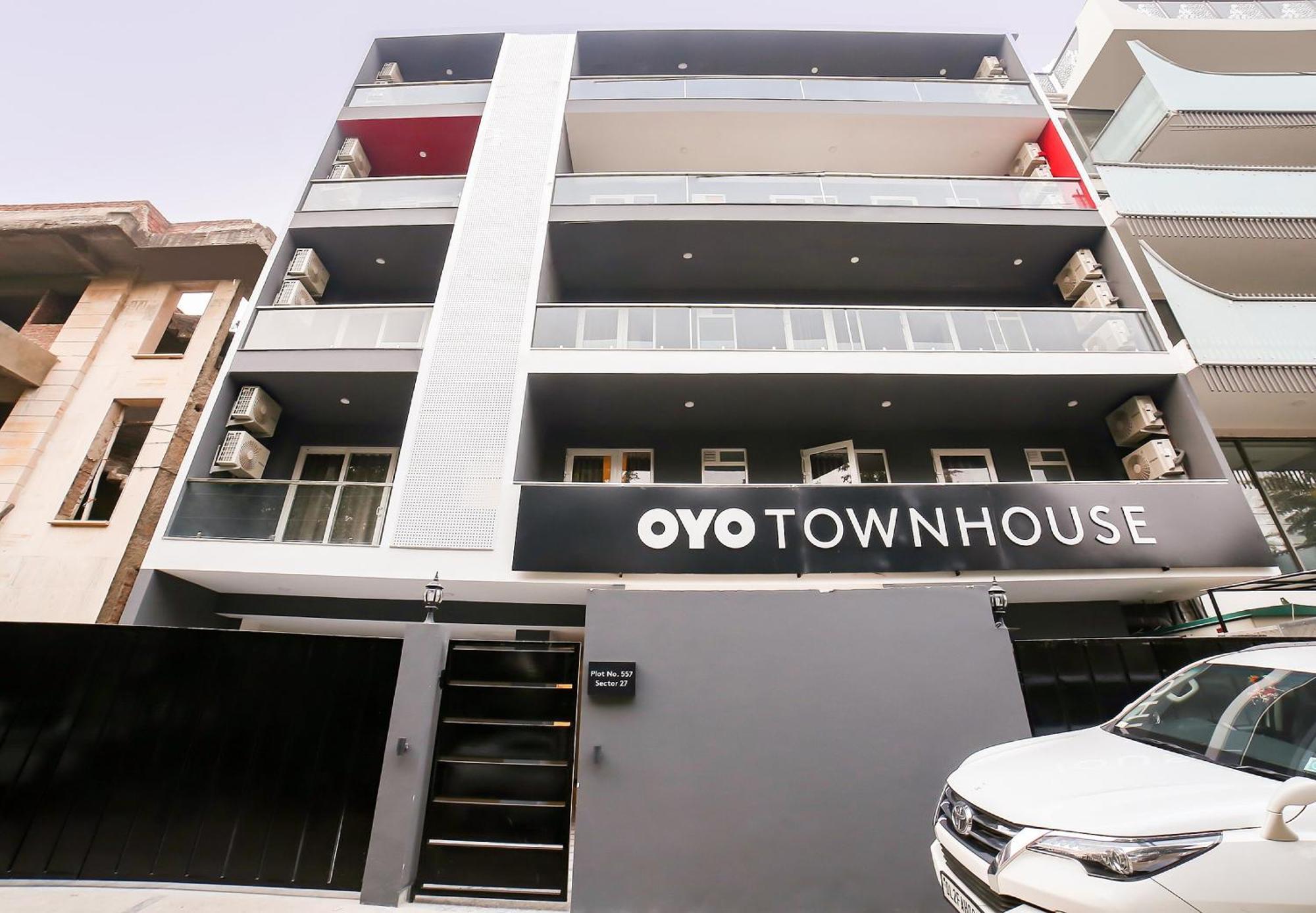 Super Townhouse Near Appu Ghar Hotel Gurgaon Ngoại thất bức ảnh